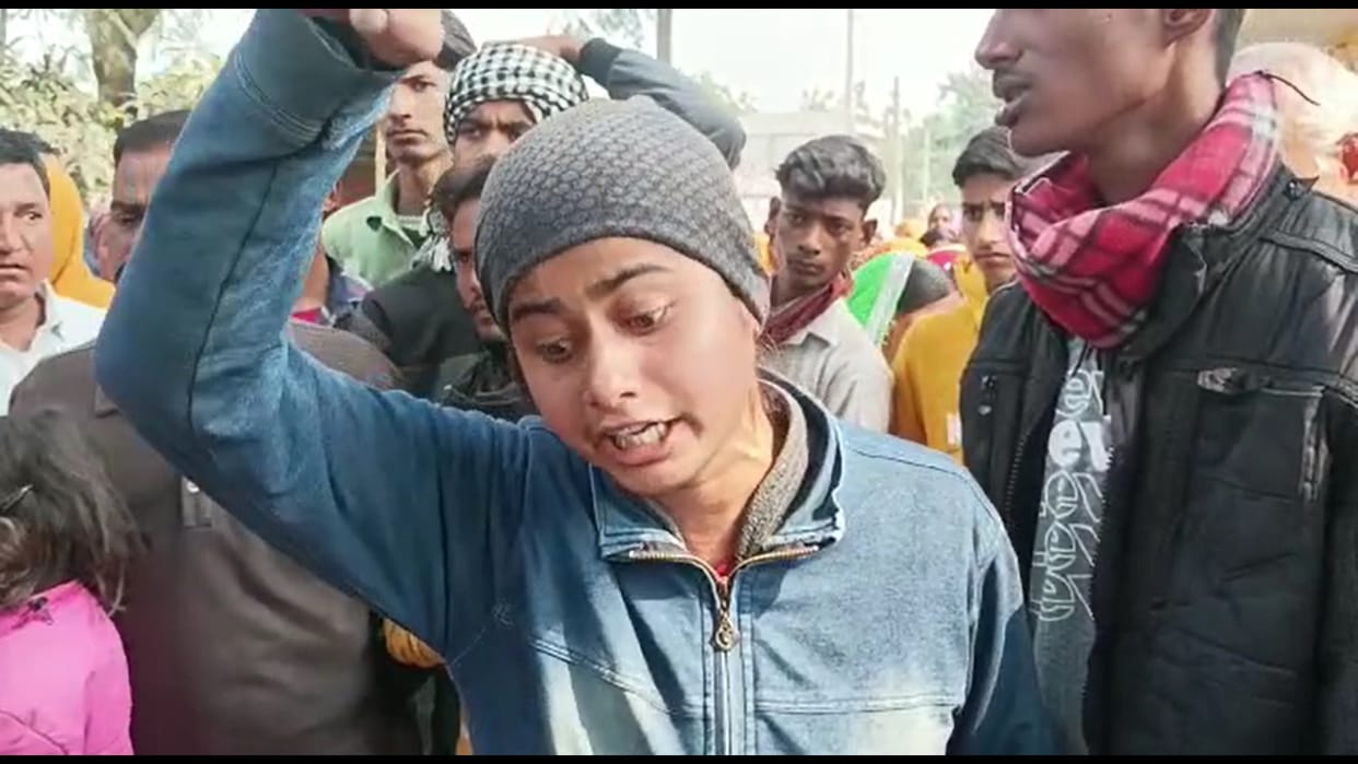 On the death of the youth of the family, the girl said in Saran – all Rajputs should wear bangles video viral