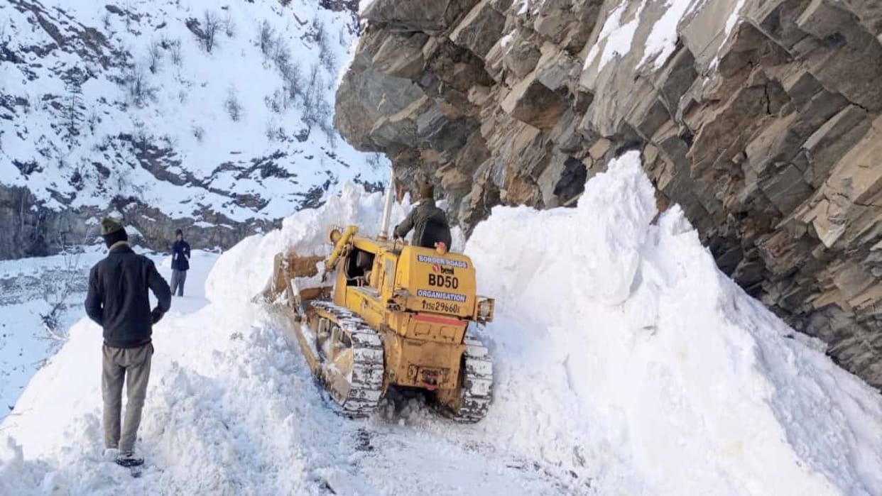 Himachal Weather update: 182 roads and 83 power transformers still stalled