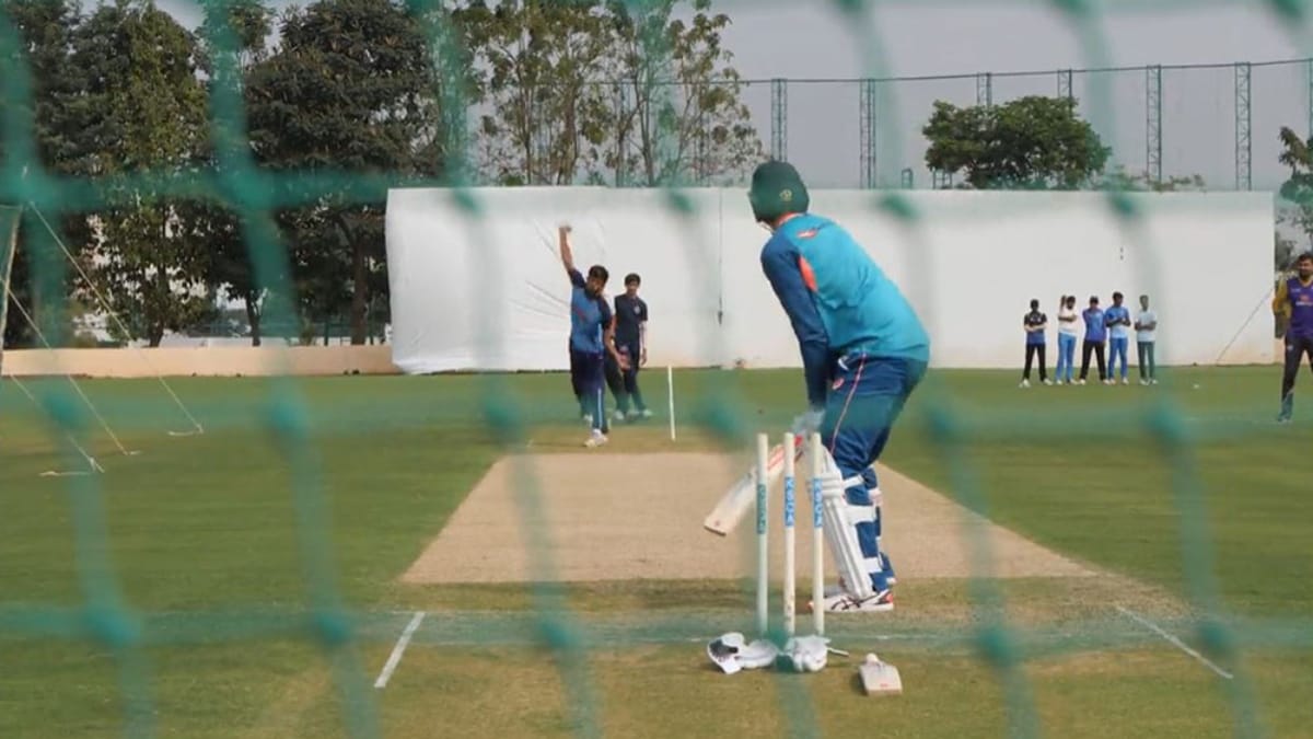 Baroda mahesh pithiya bowling in nets for Australia to prepare for Ravichandran Ashwin