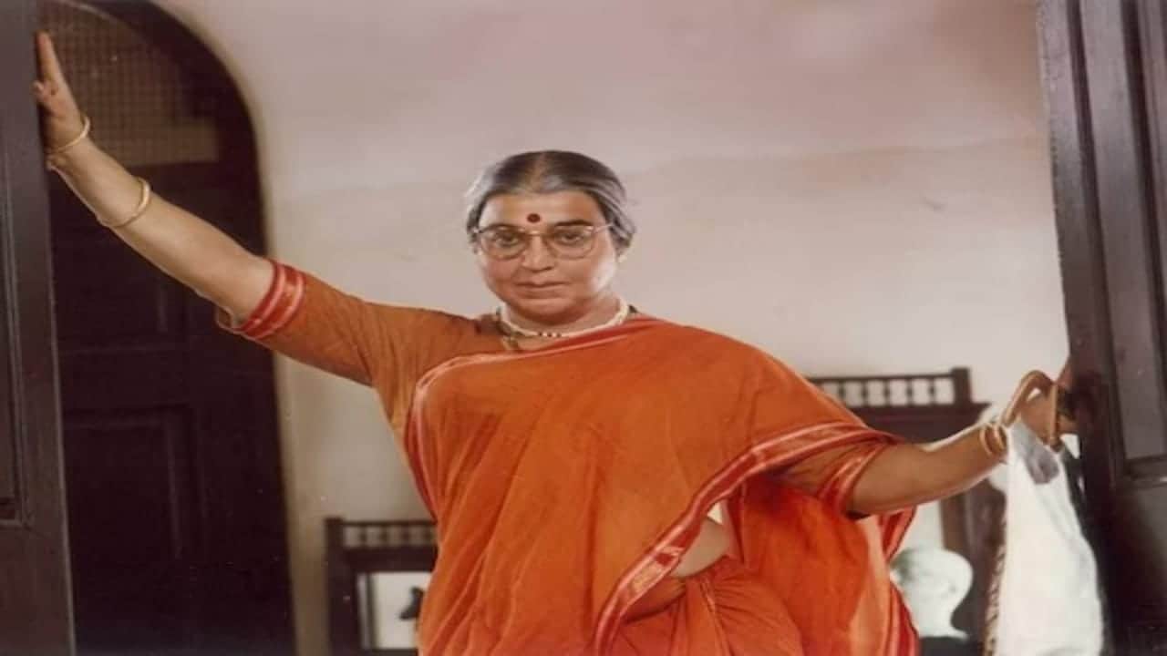 Bollywood Superstars In Female Roles And Costumes From Salman Khan To Aamir Khan