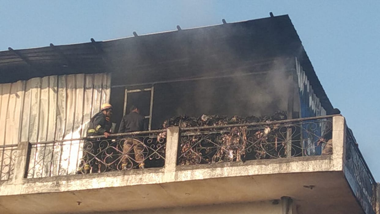 Fierce fire in pan masala factory in Kanpur, one laborer died due to scorching, six fire engines brought under
