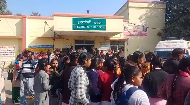 Girl student crushed to death by school bus in Unnao, angry students vandalized buses