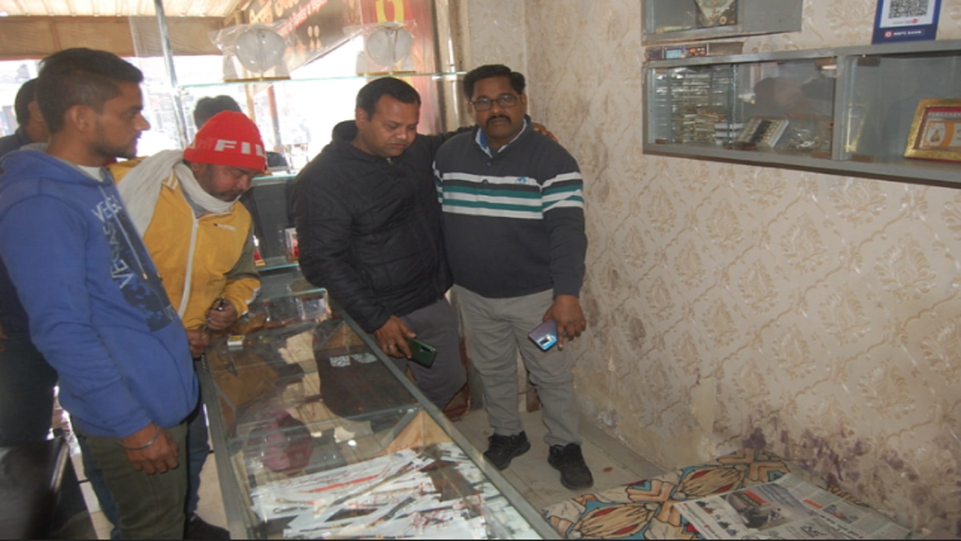 The crooks of Chunnu Munnu surang chor gang could not theft in shop of Saraf in Meerut and see photos