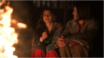 Almost Pyaar with DJ Mohabbat Review in Hindi Anurag Kashyap Alaya F Vicky Kaushal Karan Mehta