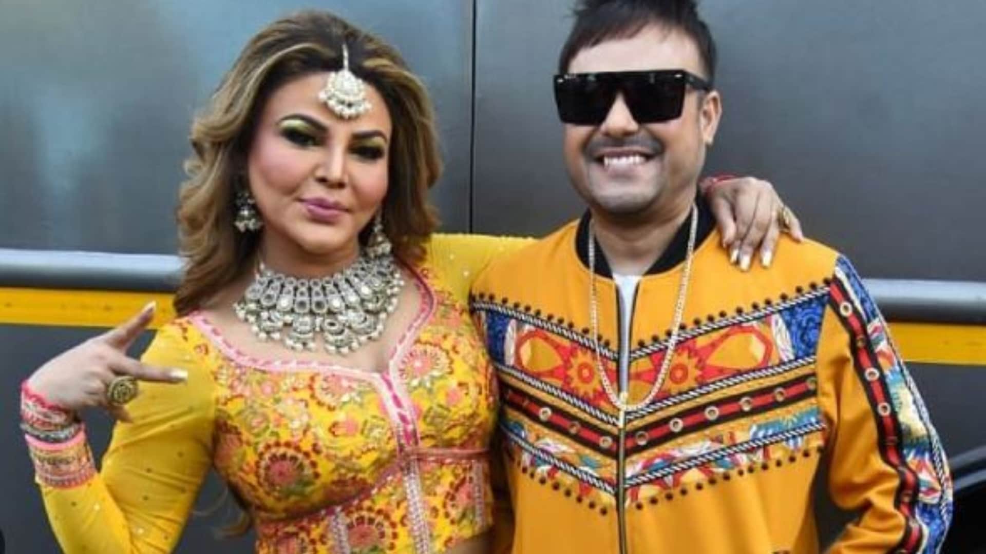 rakhi sawant cried over her marriage with adil khan says adil tum mujhe talak nahi de sakte vedio viral
