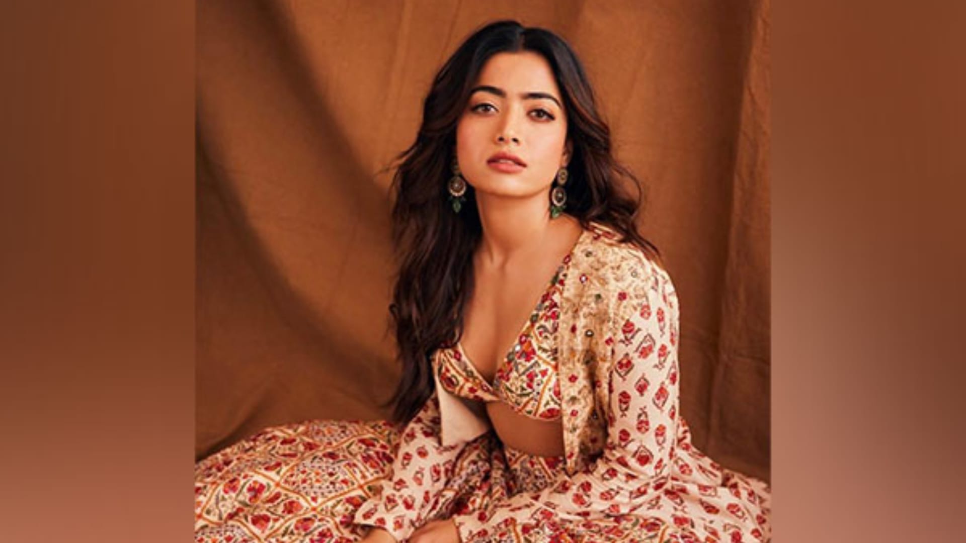 Rashmika Mandanna Propose Fan not rumoured Boyfriend vijay deverakonda Video Viral of Mission Majnu Actress