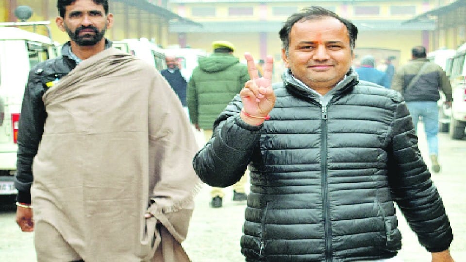 Up MLC Election Results 2023 Bareilly BJP Won for Eighth Time from MLC Vidhan Parishad Chunav