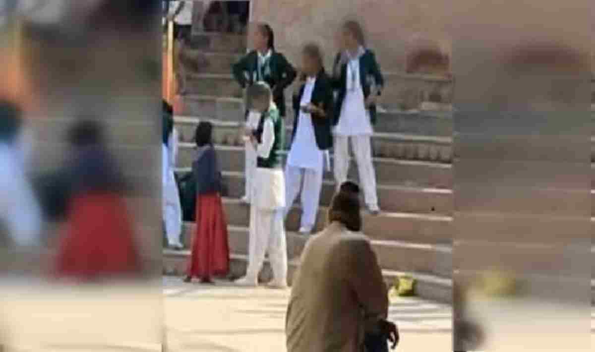 Girl students openly seen smoking cigarettes at Assi Ghat varanasi video viral