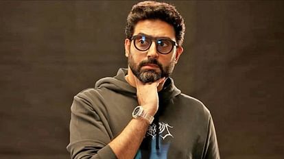 Abhishek Bachchan: सनी के बाद अभिषेक का सिक्स-पैक एब्स पर कटाक्ष, एक्टर्स का जुनून देख हो जाते हैं परेशान Abhishek Bachchan Ghoomer star opens on Young actors Obsession With Six-Pack Abs wants them to focus on acting