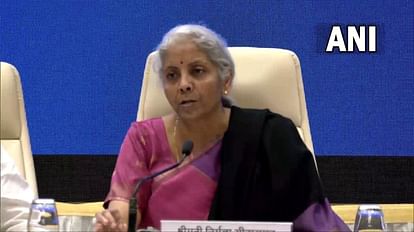 Target: भारत को विकसित राष्ट्र बनाने के लिए निवेश, नवाचार पर देना होगा जोर, वित्त मंत्री सीतारमण का बड़ा बयान FM Sitharaman said to make India developed by 2047 emphasis will be on infrastructure investment innovation