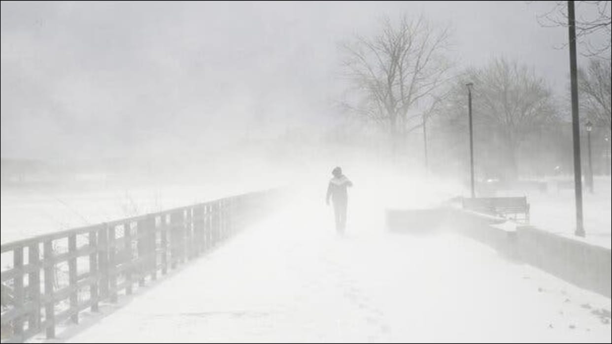 Arctic blast grips US north-east pushing temperatures drop to minus 79-degree school closed