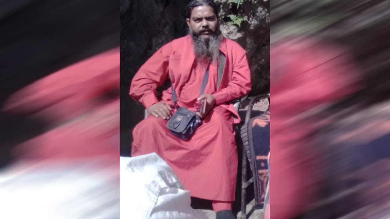 Baba Swami Hayat shot himself with a pistol in Rudreshwar caves area Champawat Uttarakhand news