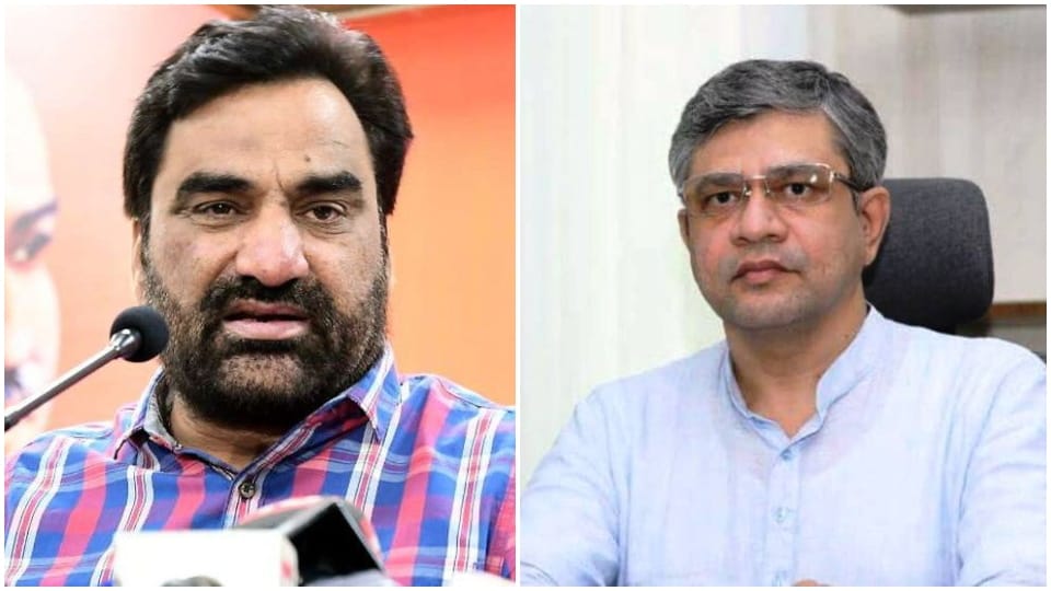 MP Hanuman Beniwal attacked Railway Minister Ashwini Vaishnav