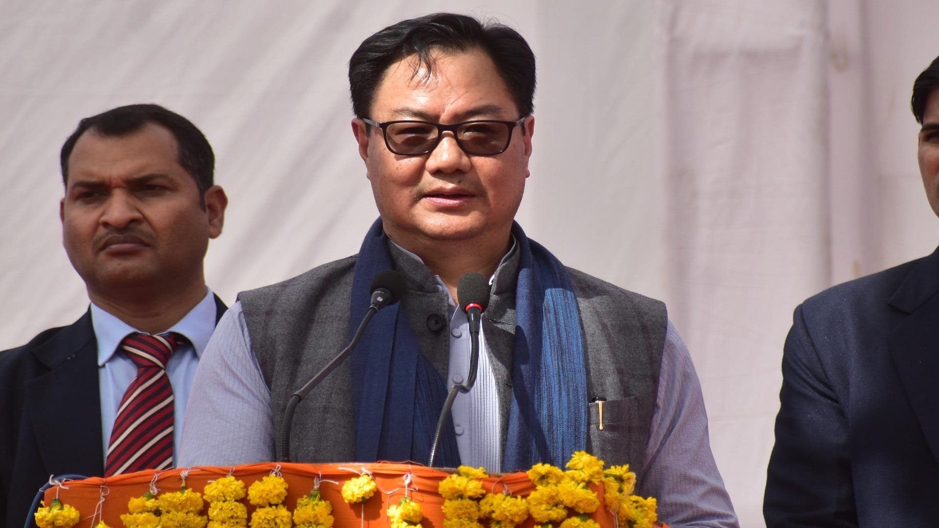 The central government is working towards providing cheap, accessible and quick justice to the people.