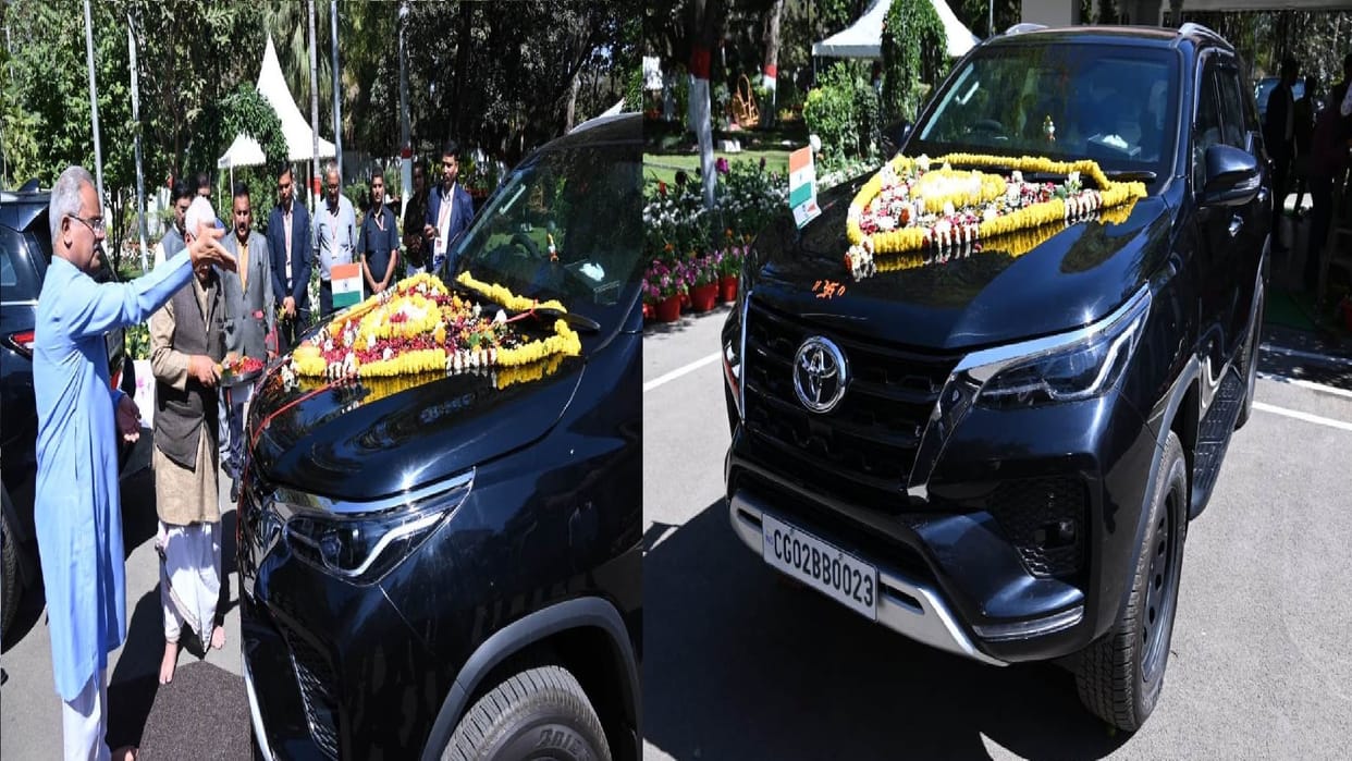 Chhattisgarh CM Bhupesh Baghel new car CG02BB0023