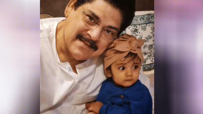 kratika sengar Nikitin share first glimpse of baby girl Devika with grandfather Pankaj Dheer photo goes viral
