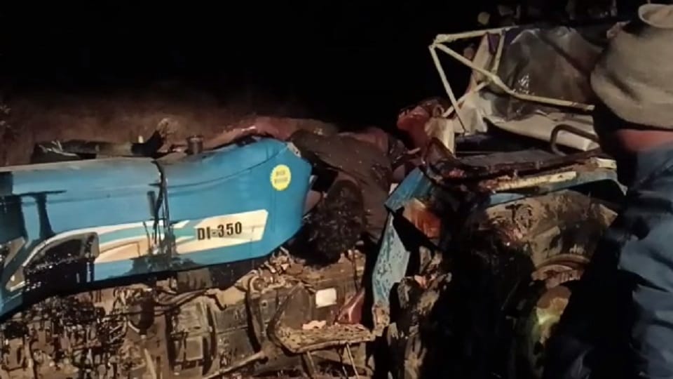 Raipur: four youths died in road accidents