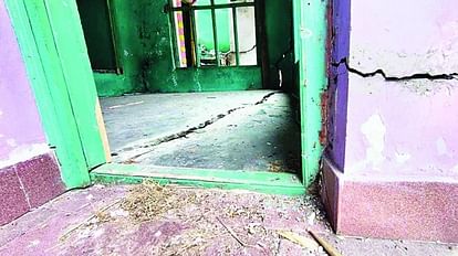 J-K land subsidence: GSI team visits Doda after 19 houses develop cracks Doda