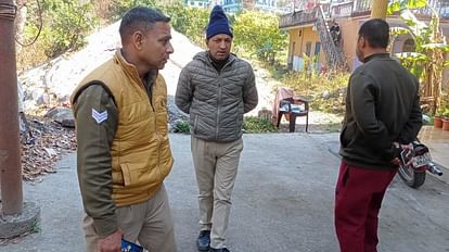 Firing at the residence of Chief Agriculture Officer of Bageshwar Uttarakhand news in hindi