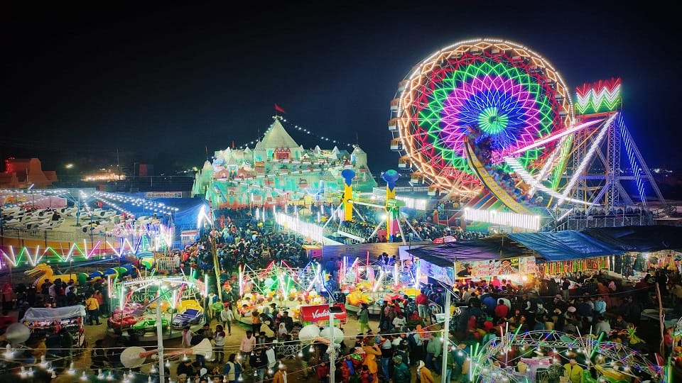 Patriotic night held in Aligarh exhibition