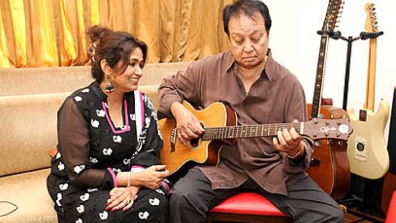 legend singer Bhupinder Singh Birth anniversary know unknown facts about him and his songs