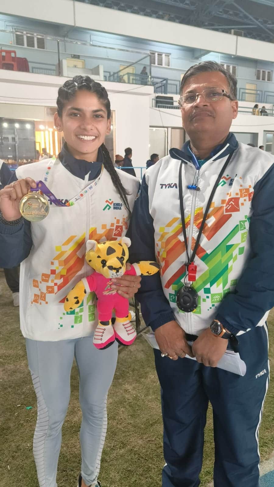 MP News: MP's Busra won gold in race after 9 months of father's death, bought spikes with compensation money