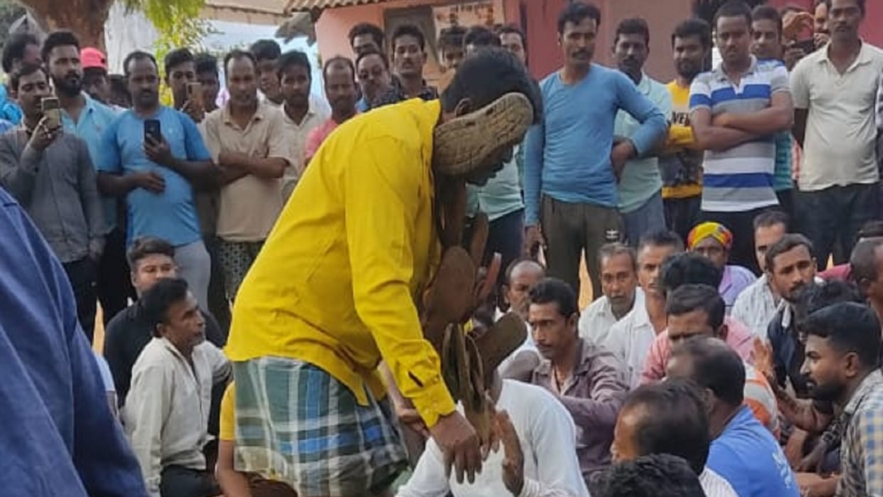husband beaten up in society meeting without investigation on wife suspicion in kanker