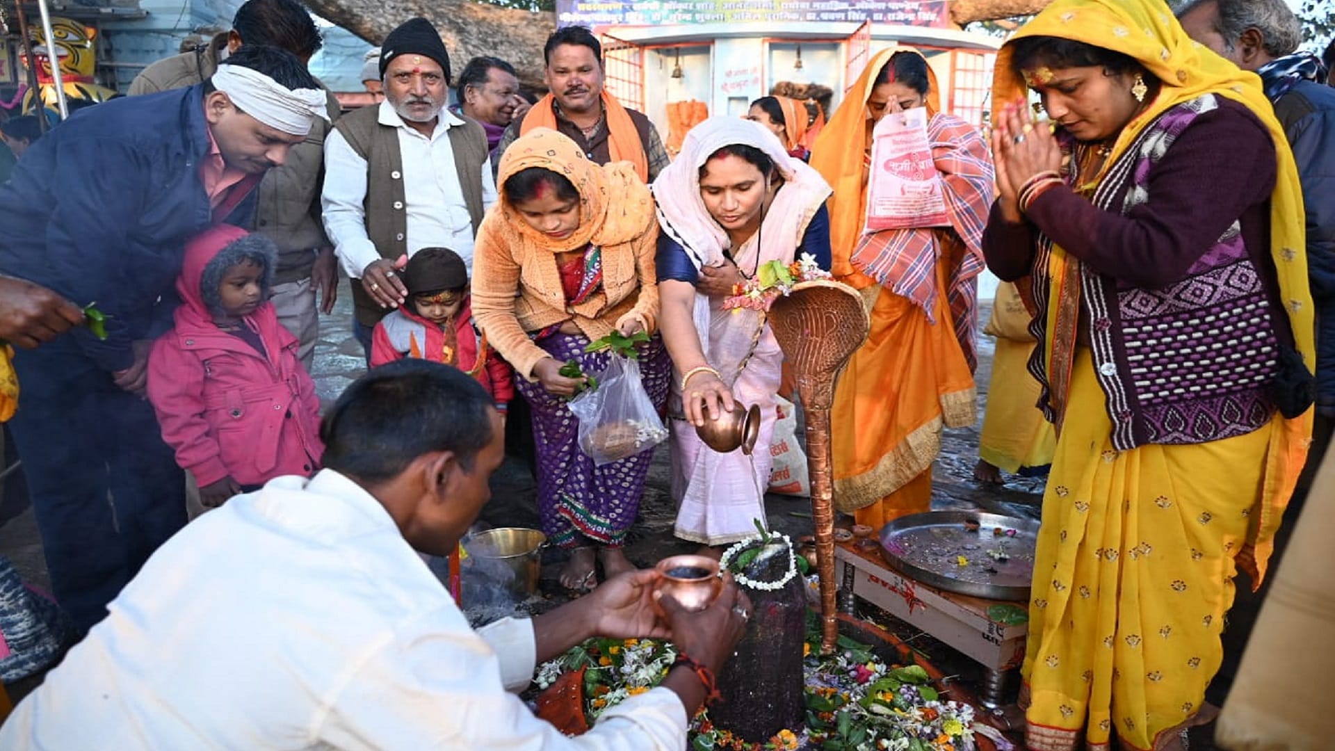 devotees take dip in sangam on punni mela (magh purnima) in chhattisgarh rajim