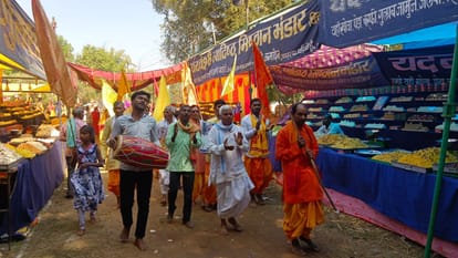 devotees gathered in balod gauraiya dham on magh purnima