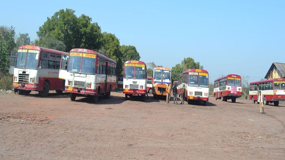 Lack of facilities in roadways buses still preparing to increase the fare