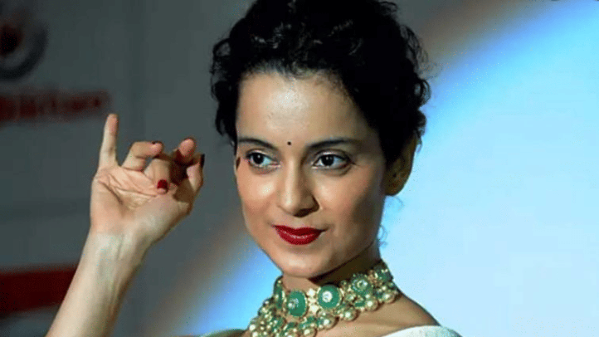 Kangana Ranaut shares a cryptic note on her instagram story targeting Alia Bhatt and Ranbir Kapoor