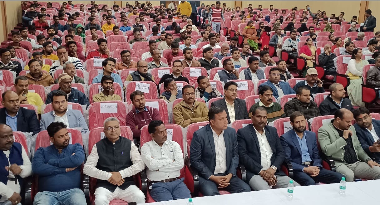 Fatehpur Investors Summit, 22 hundred crore investment proposal, seven thousand people will get employment