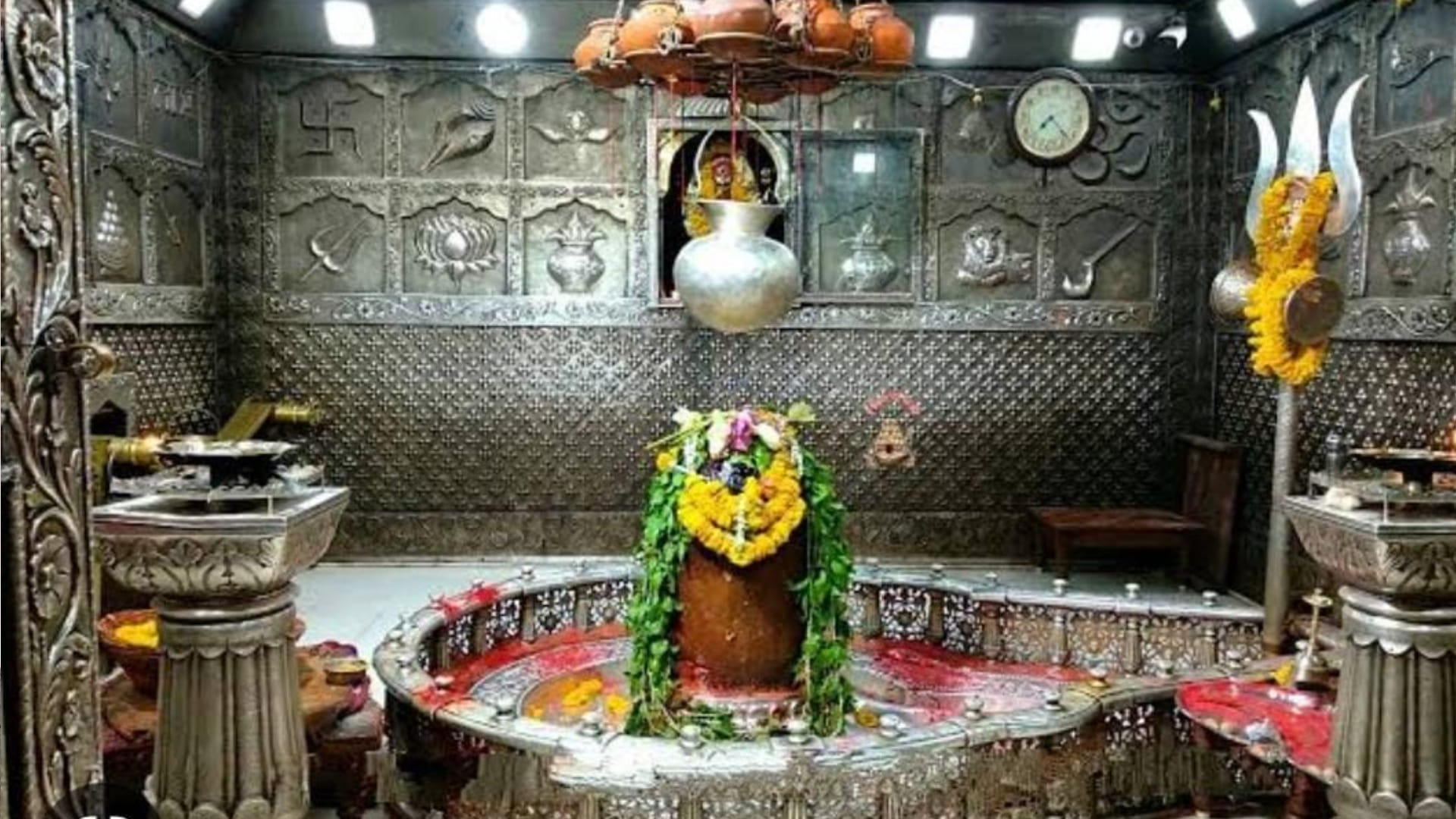 After Ujjain's Kotitirth Kund now the peak of Mahakal temple will shine
