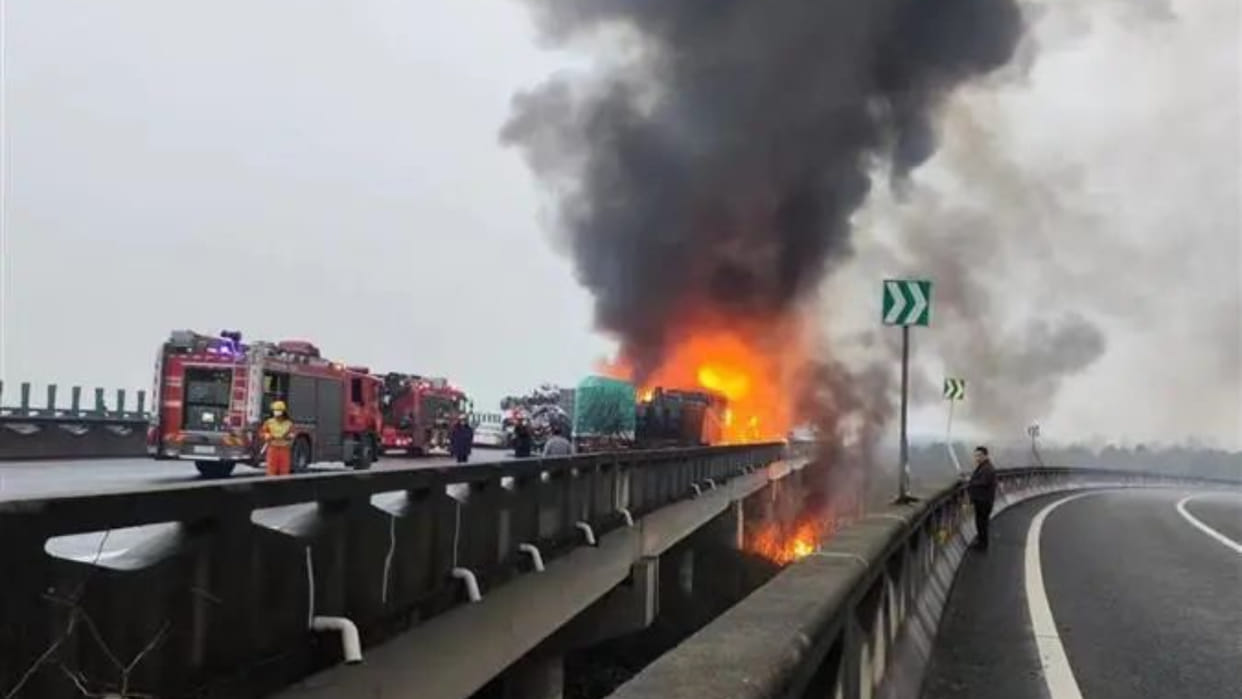Many people died in multiple vehicle collisions in China