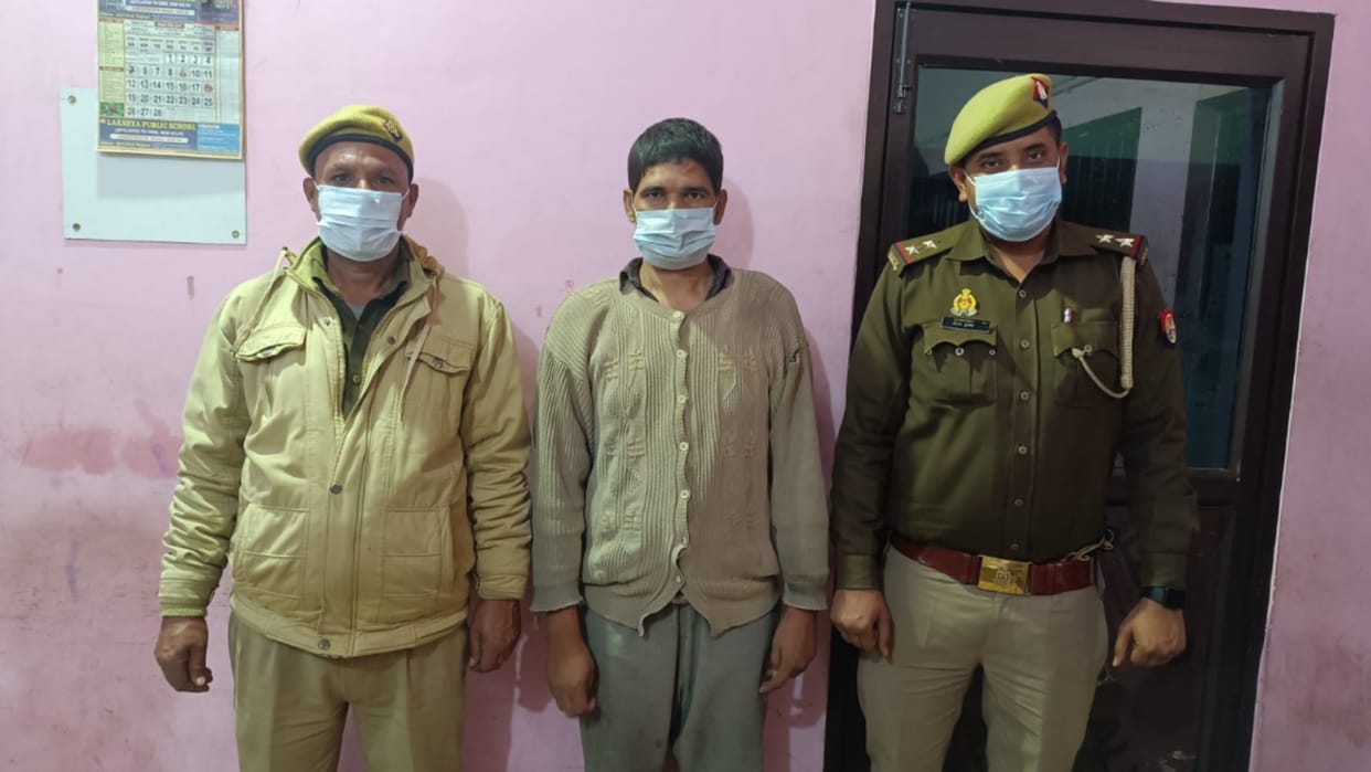 A youth has murdered of his mother by knife in Tugana village of Baghpat city
