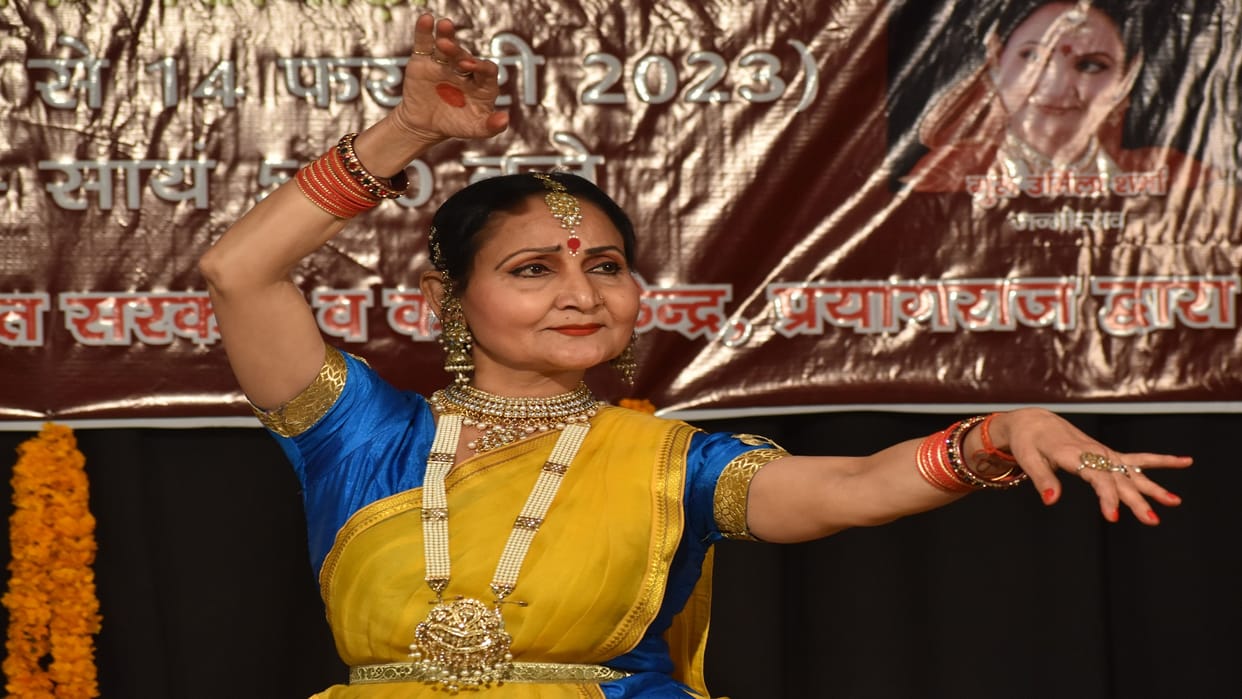 Birju Maharaj's first death anniversary: Maharaj's expressions decorated in dance of tabla-ghungroo