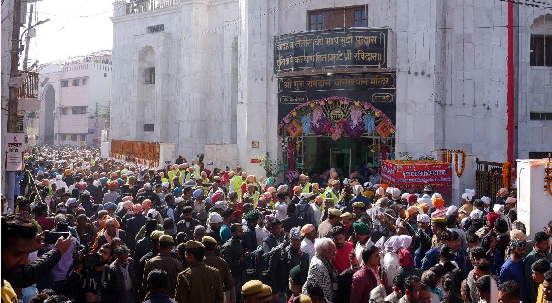 Ravidas Jayanti more than 13 lakh Radasis visit birthplace of Saint Ravidas in varanasi see photos