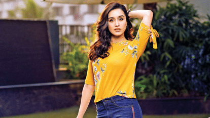 Tu Jhoothi Mai Makkar fame Shraddha Kapoor Tells Alia Bhatt To Expose Ranbir Kapoor Real Id