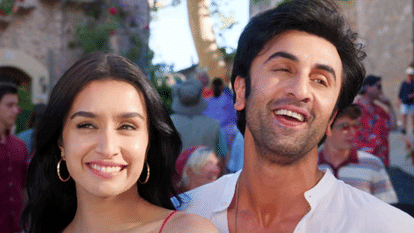 Tu Jhoothi Mai Makkar fame Shraddha Kapoor Tells Alia Bhatt To Expose Ranbir Kapoor Real Id
