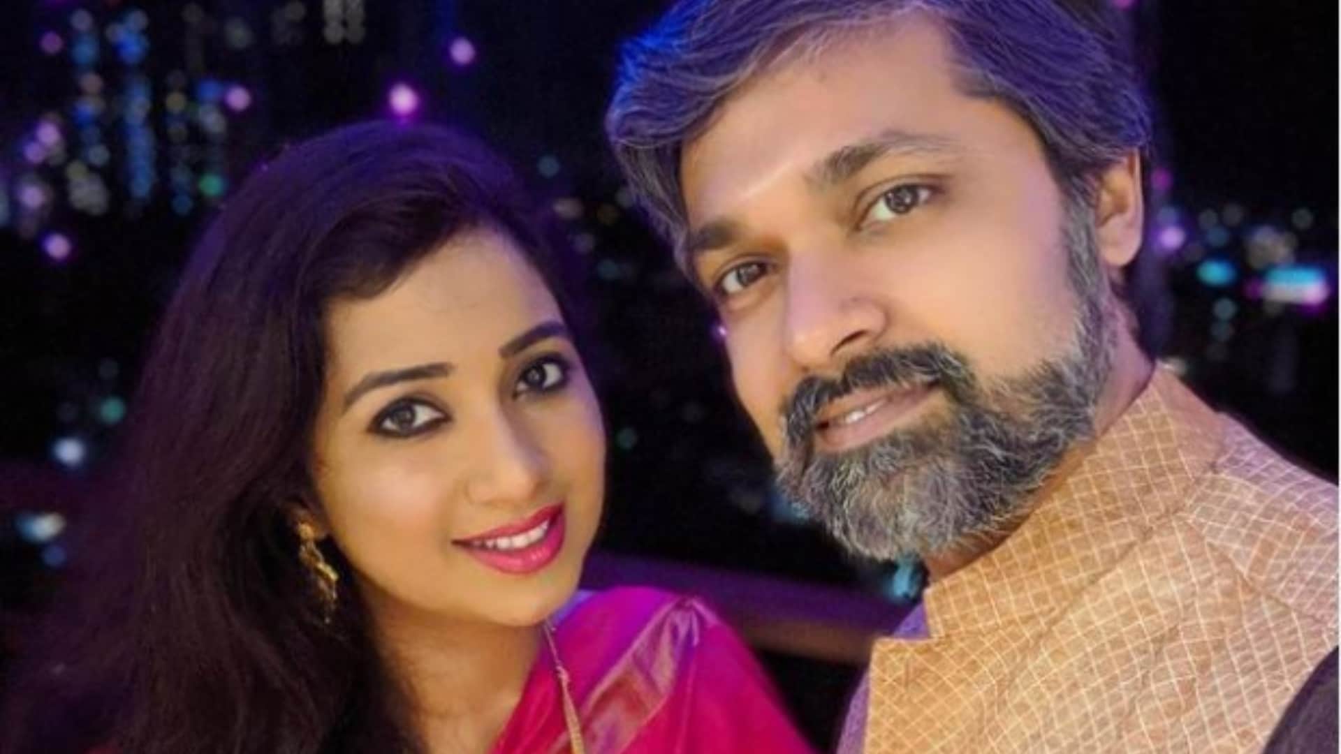 singer Shreya Ghoshal and Shiladitya Mukhopadhyaya wedding anniversary know about couple love story