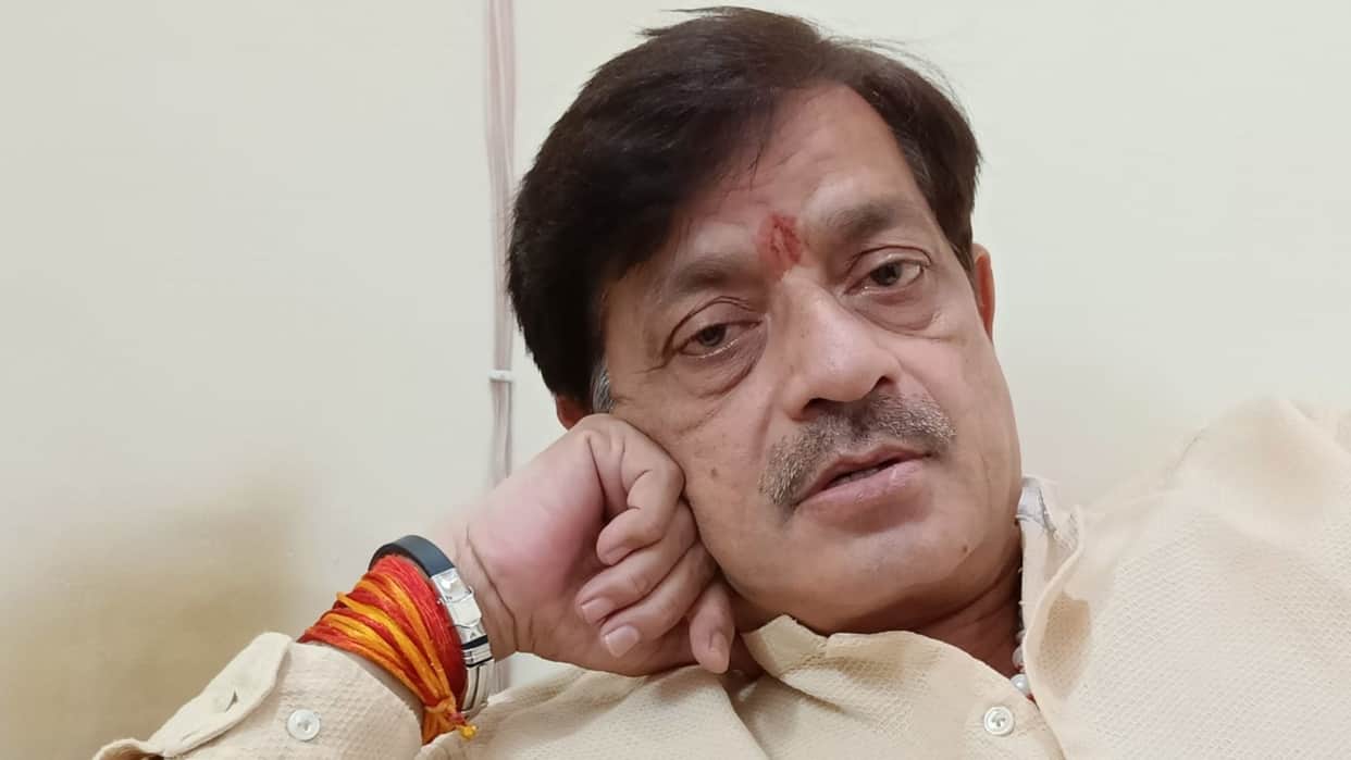 Dilip Shukla Exclusive interview Amar Ujala Bollywood news in Hindi Ghayal Damini Andaz Apna Apna Ganga