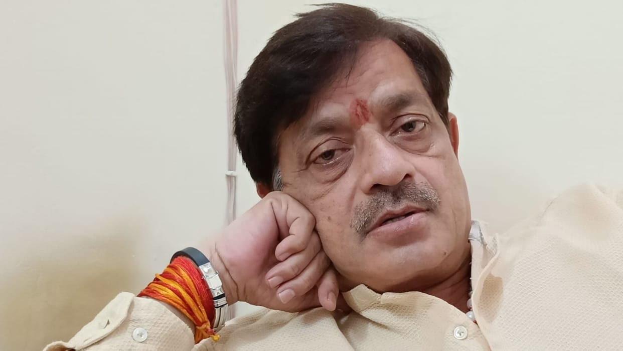 Dilip Shukla Exclusive interview Amar Ujala Bollywood news in Hindi Ghayal Damini Andaz Apna Apna Ganga
