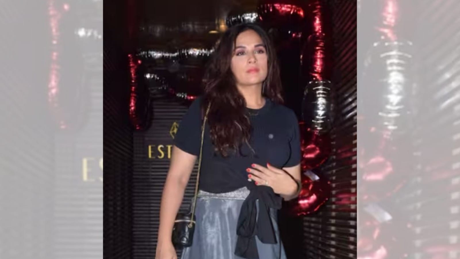 varun sharma birthday bash shehnaaz gill kriti sanon, Shehnaaz Gill sussanne khan Arpita Khan attend the party