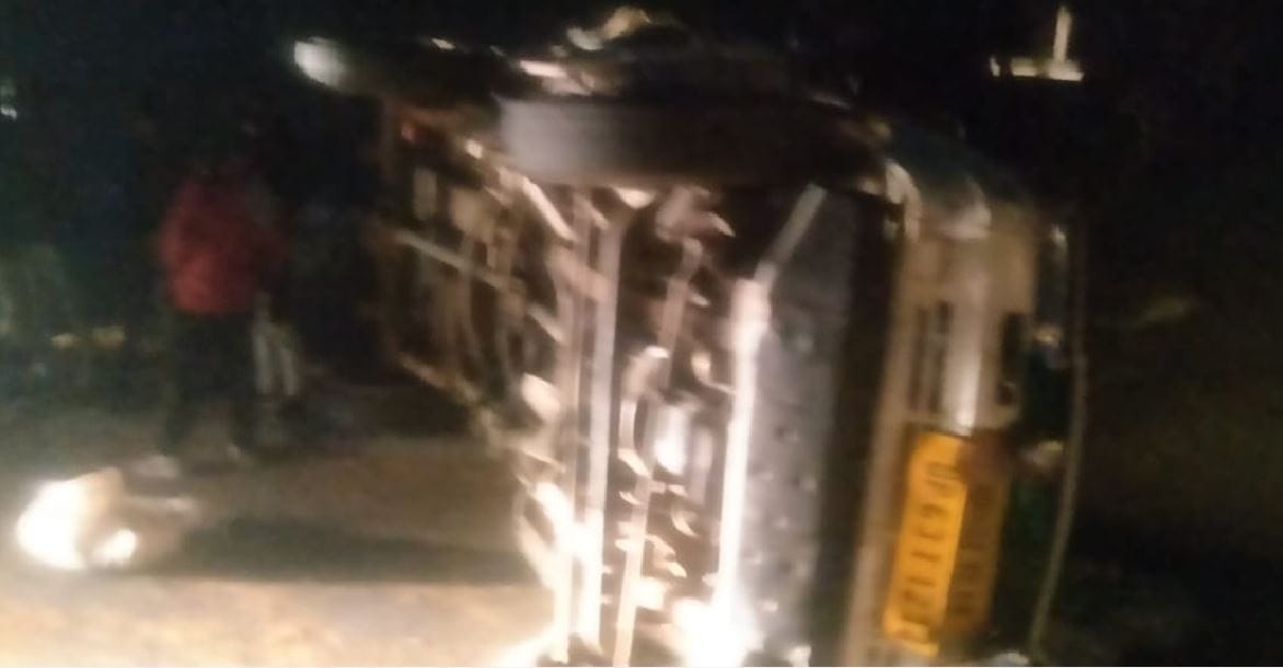 Road accident in varanasi Truck hit three vehicles including tractor trolley of devotees