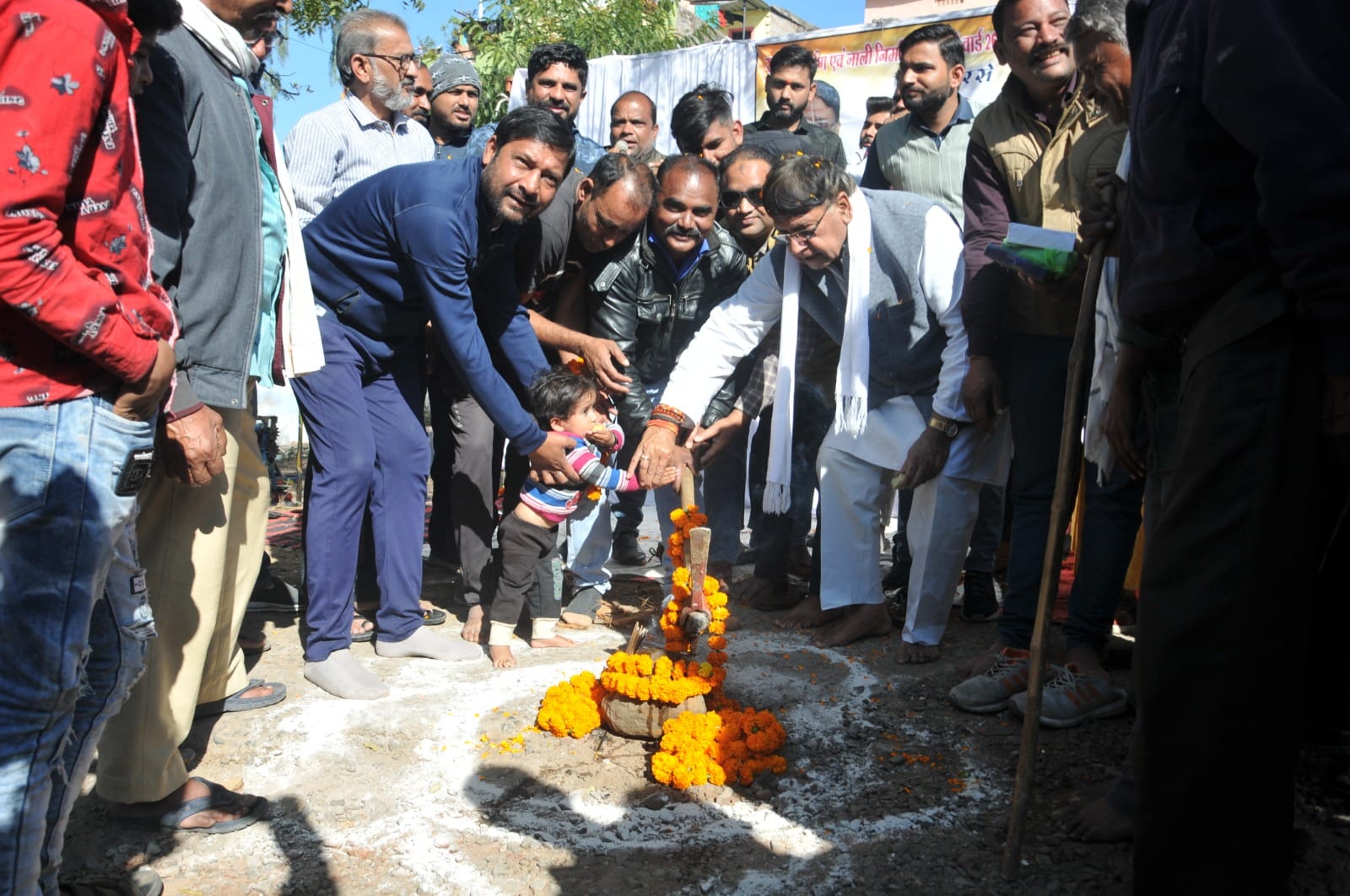 MP News: Congress MLA for the same development work in Bhopal in the morning, BJP leaders did Bhoomi Pujan in