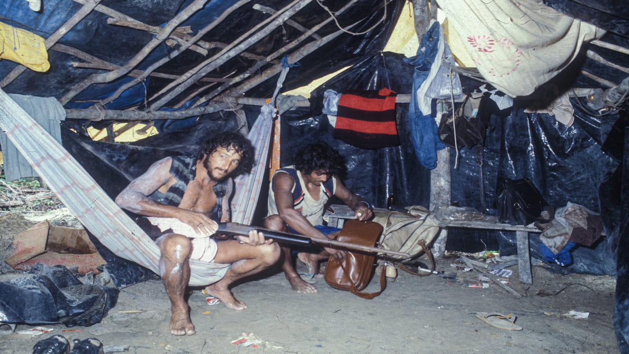 Weird Traditions Around the World Yanomami Family of the Deceased Eats the Dead Body Drink the Ashes Soup