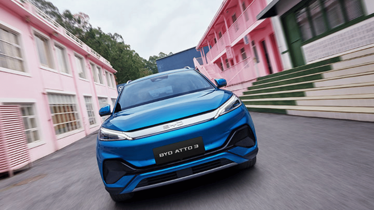 electric car sales decrease by more than 10% in january 2023, byd and hyundai register growth