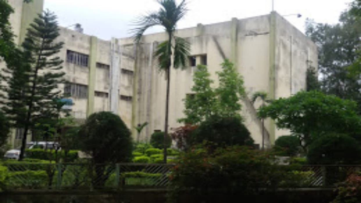 2G equipment worth lakhs stolen from four BSNL offices in Chhindwara mobile telephone services affected
