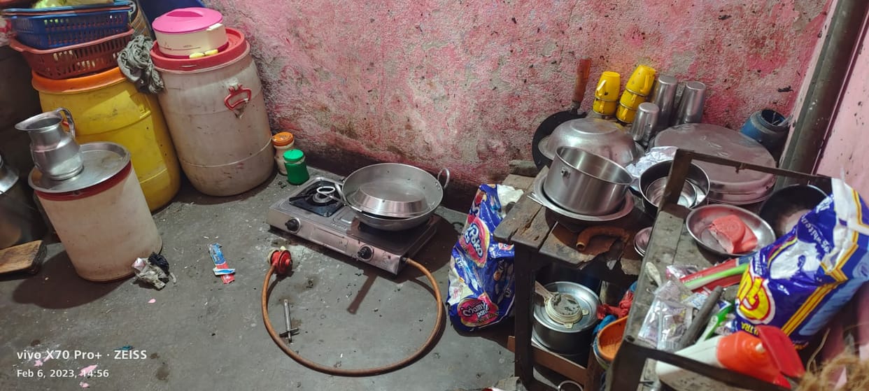 Cylinder explodes killed person in Patna street reverberated with the blast in Kadamkuan, injured sent PMCH