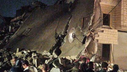 Turkey Earthquake of Magnitude 7.8 Shakes Central Region near Syria Border News in Hindi